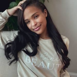 Meet your Posher, Karly